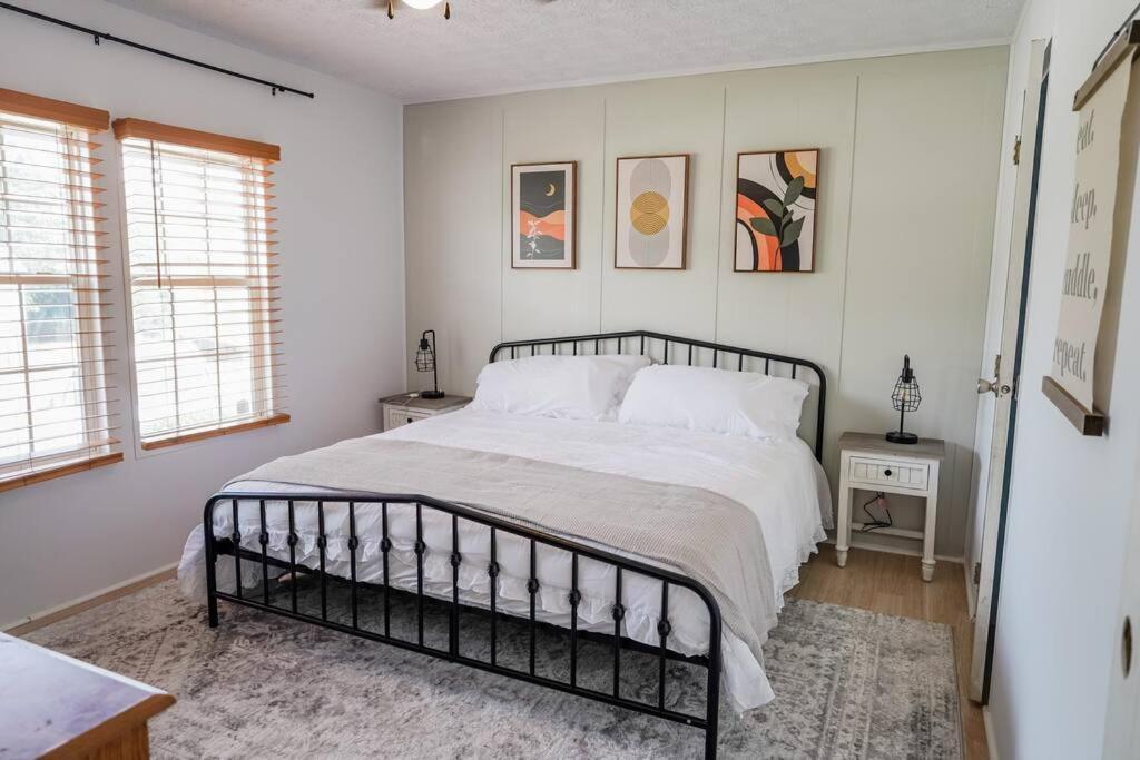 Beautiful Stylish 3 Bedroom Home In Greenville Bagian luar foto